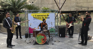 Concurso de musica de rua Banda Groove Camaleão