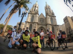 bike_tour_sp_centro_velho_patio_metro_sao_bento